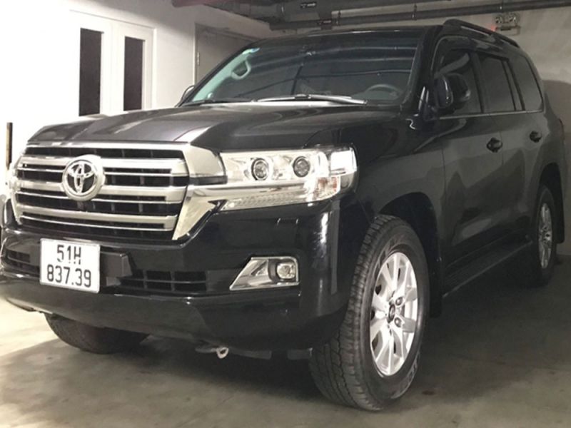 Tourist Car Rental Service